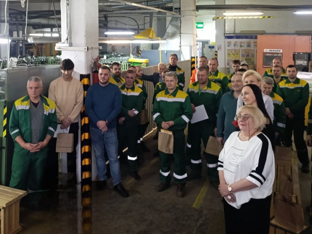 IMG 0bc6757f6395342b886ff32cf448bde4 V