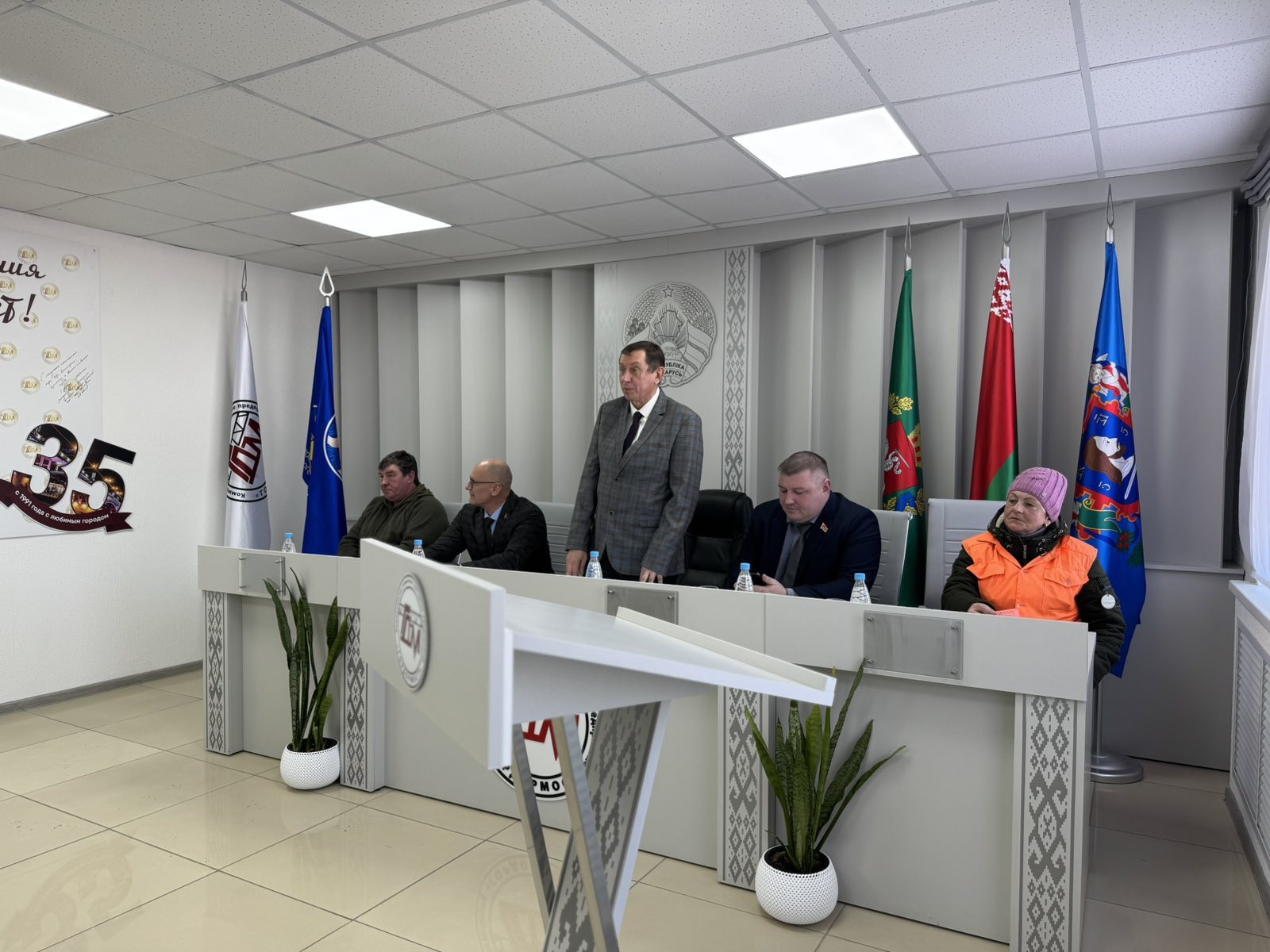 IMG d7e44b7c6813cb9228921ed93a43ff75 V