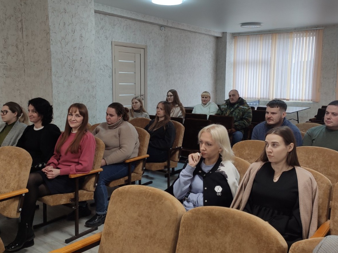 IMG e461d6e05205d8198d4cc7d980548292 V